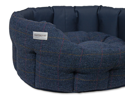 Round Traditional Tweed & Waterproof Bed Midnight Blue