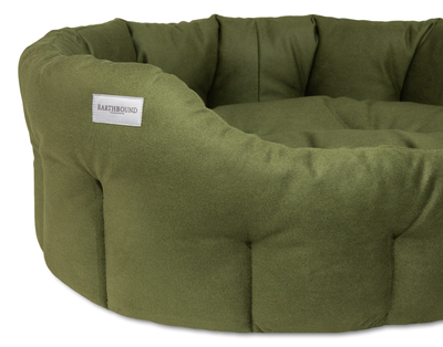 Round Windsor Bed Olive Green